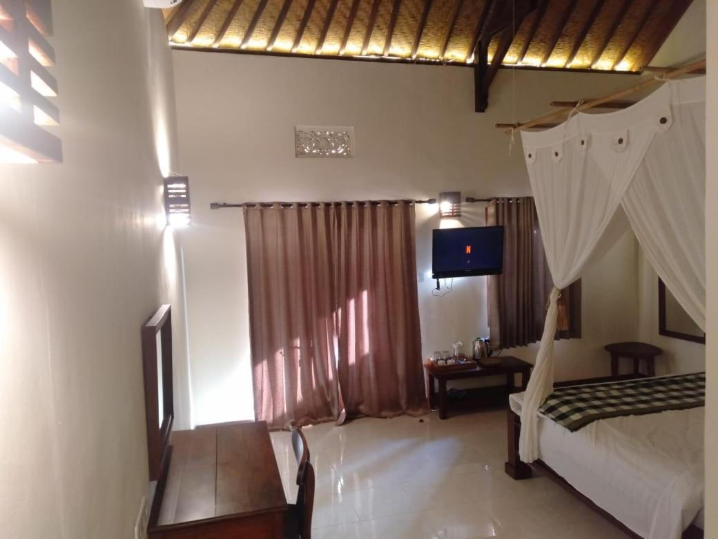 Batu Ampar Menjangan Hotel Banyuwedang Exterior photo